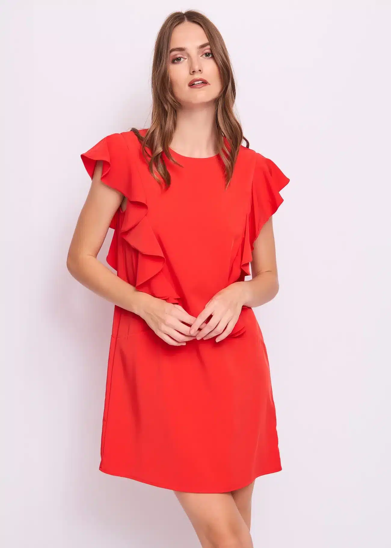 Червена рокля