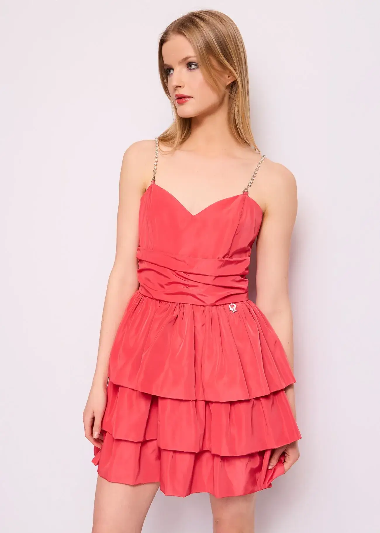 Коктейлна рокля