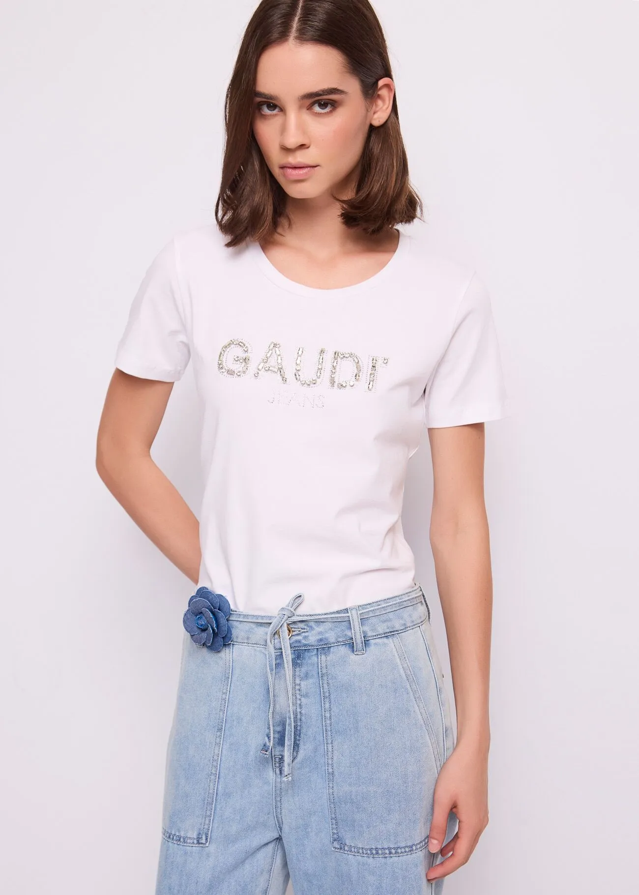 Тениска с лого надпис